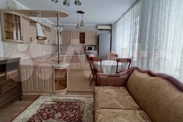 4-к квартира, 100 м², 5/14 эт.