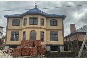 Дом, 450 м², 4 эт.