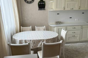 3-к квартира, 70 м², 2/14 эт.