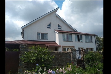 Дом, 450 м², 3 эт.